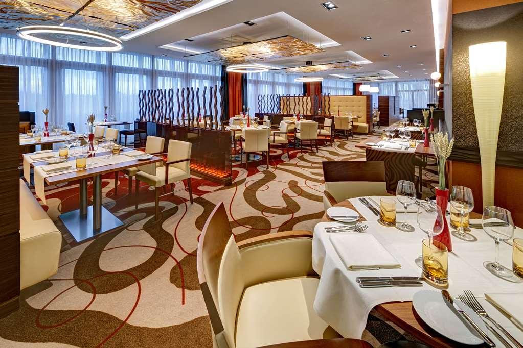 Hilton Garden Inn Frankfurt Airport Frankfurt am Main Restoran foto Restaurant